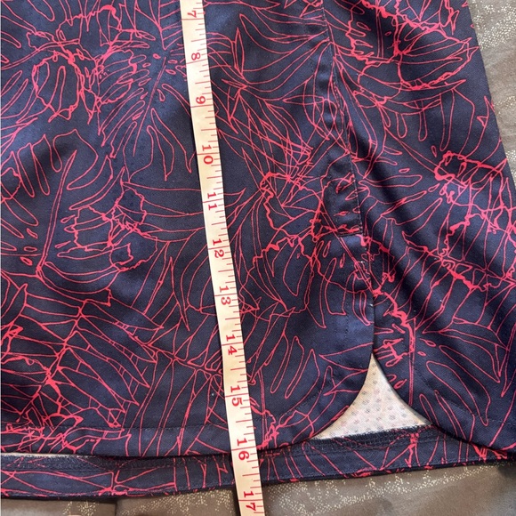 🟡🟡Callaway Navy and Red Patterned Apparel - Picture 5 of 5